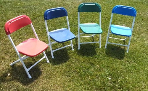 kids chairs 